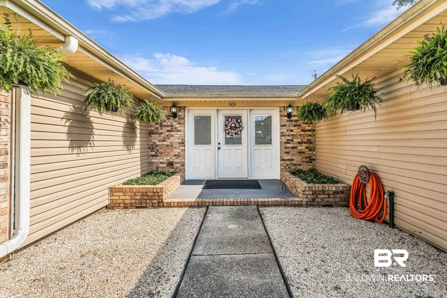 603 E Walker Avenue, Foley, AL 36535 - #3