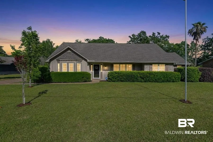 904 N Holly Boulevard, Foley, AL 36535 - #2