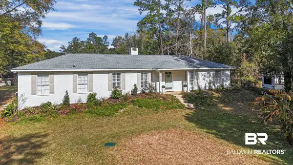 10235 Canal Circle, Fairhope, AL 36532