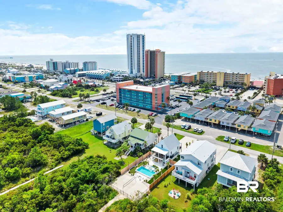 628 W 1st Avenue, Gulf Shores, AL 36542 - #2
