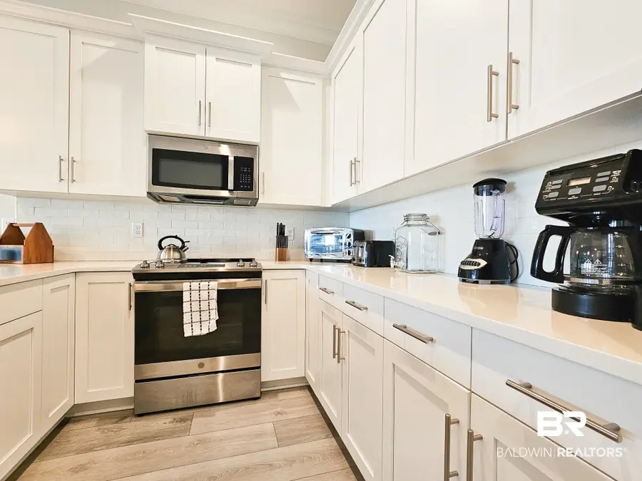 115 W 10th Street #J, Gulf Shores, AL 36542 - #3
