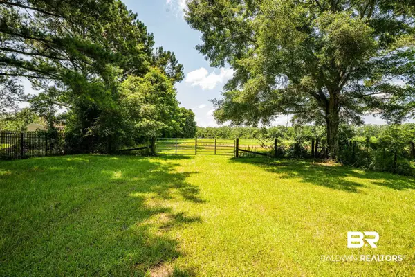 11242 County Road 54, Daphne, AL 36526