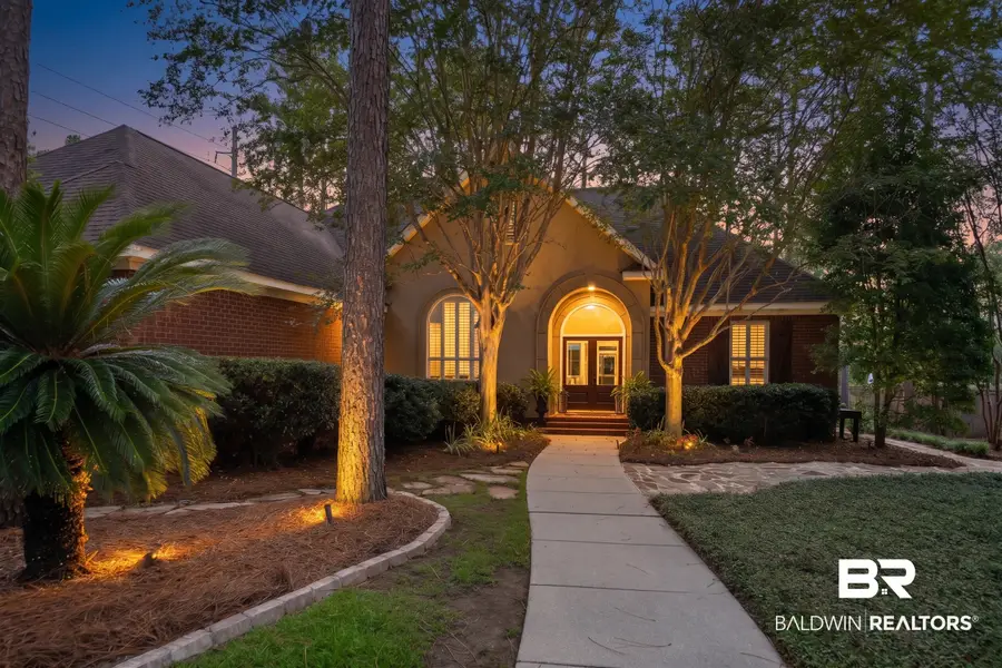 420 Clubhouse Dr, Fairhope, AL 36532 - #2