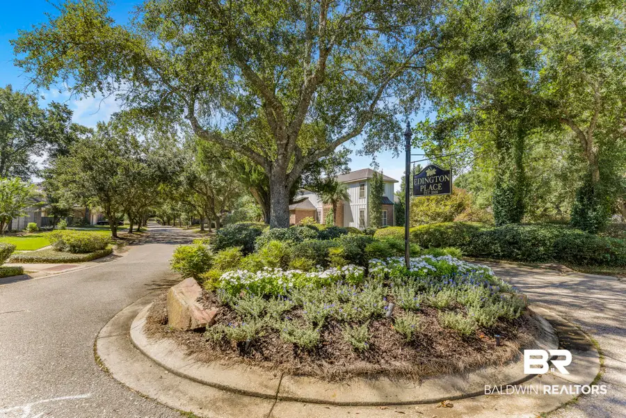 407 Rothley Ave, Fairhope, AL 36532 - #2