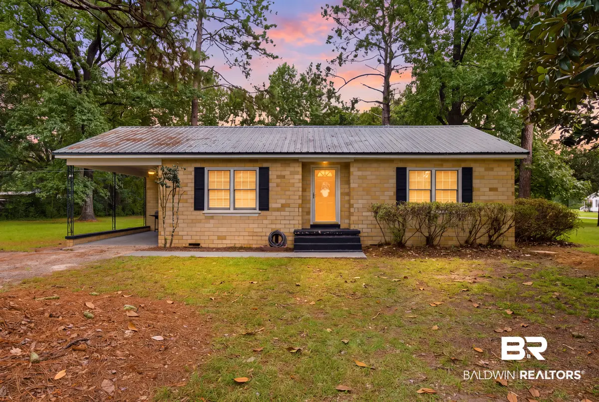 402 E 11th St, Bay Minette, AL 36507 - #1