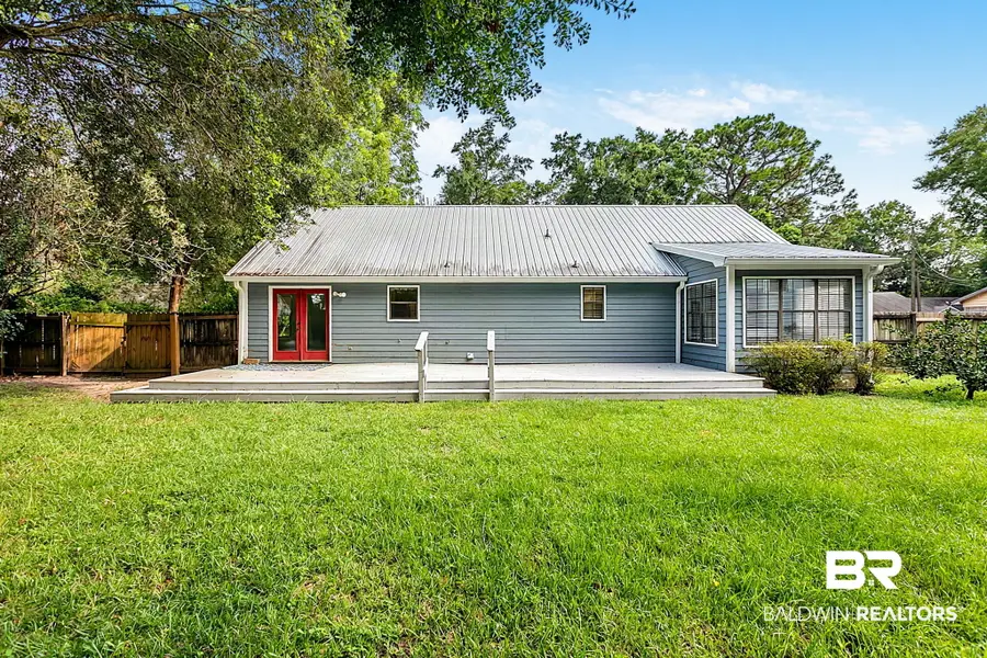 404 W Pedigo Ave, Foley, AL 36535 - #2