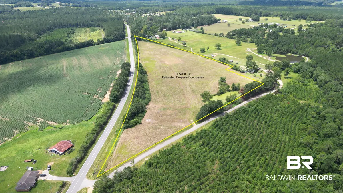 24630 Kimbler Rd, Robertsdale, AL 36567 - #1