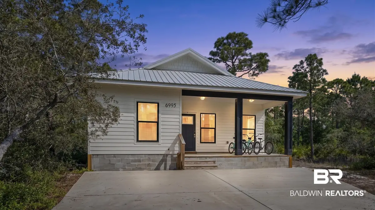 6995 Lakeshore Dr, Gulf Shores, AL 36542 - #1