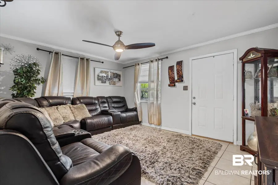458 Yevonne Curv, Mobile, AL 36609 - #3