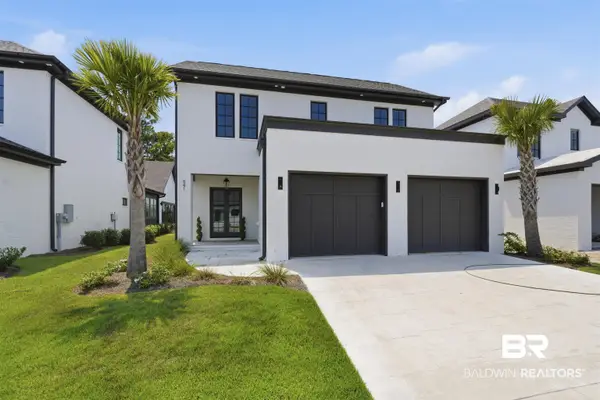 2760 Straits Blvd, Gulf Shores, AL 36542