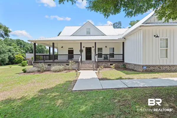8100 Oak Hill Dr, Semmes, AL 36575
