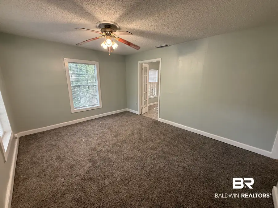 553 4th Avenue, Chickasaw, AL 36611 - #3
