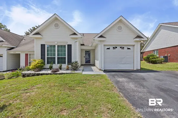 656 Spring Lake Drive, Mobile, AL 36695