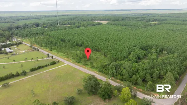 0 Day Rd, Robertsdale, AL 36567