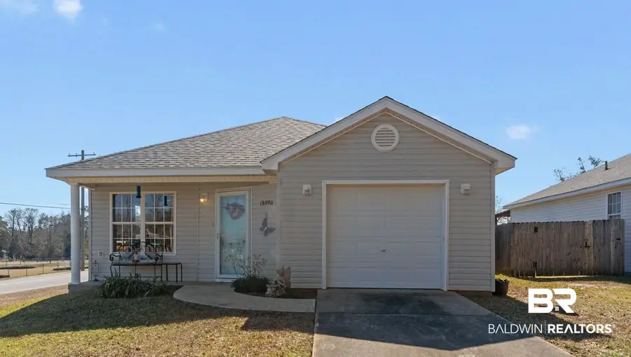 18990 E Hammond Street, Robertsdale, AL 36567 - #2