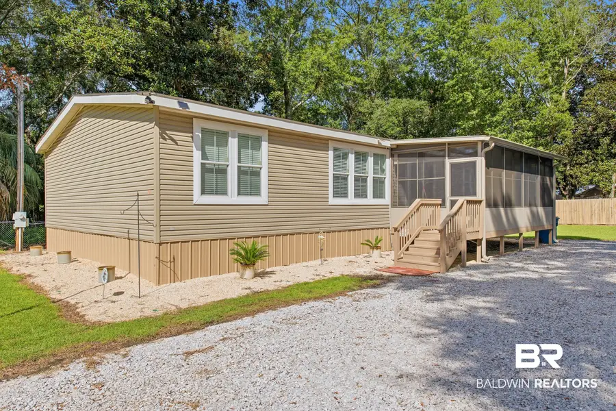 9422 Seabright Avenue, Elberta, AL 36530 - #2