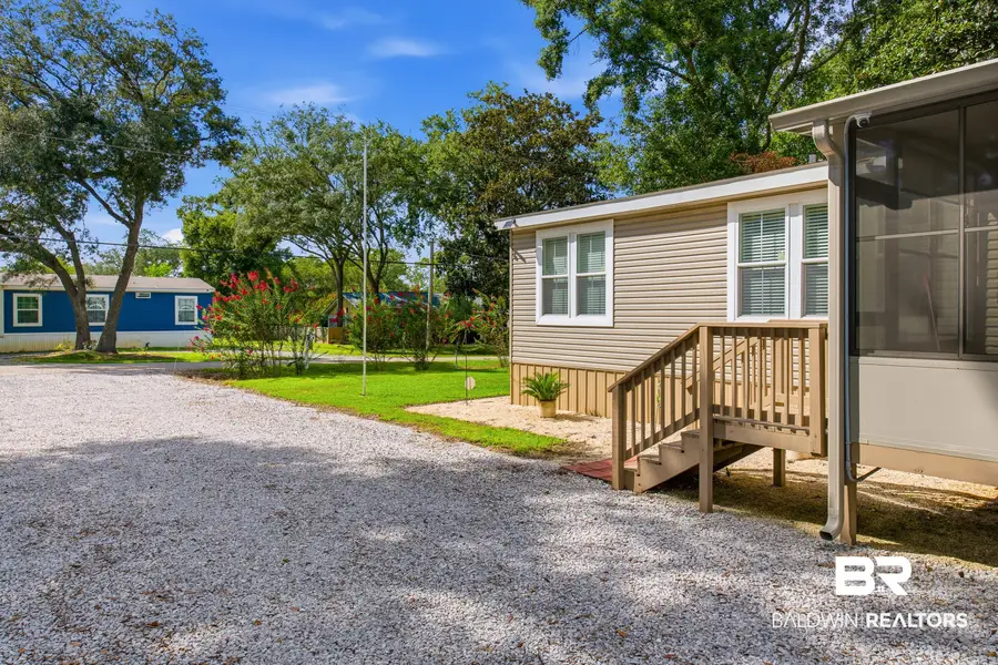 9422 Seabright Avenue, Elberta, AL 36530 - #3