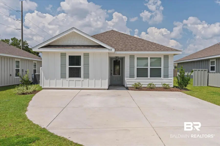 1112 S Bay Street, Foley, AL 36535 - #2