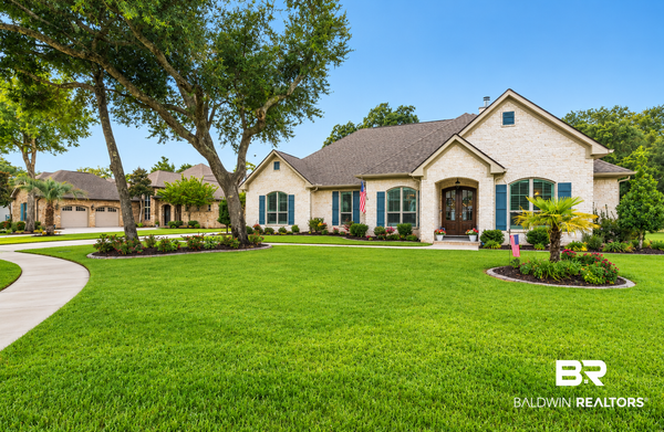 16 Wildlife Court, Gulf Shores, AL 36542