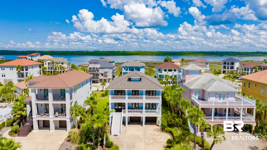 3234 Dolphin Dr, Gulf Shores, AL 36542 - #2
