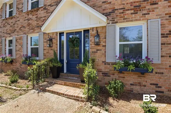 511 N Wacker Lane, Mobile, AL 36608