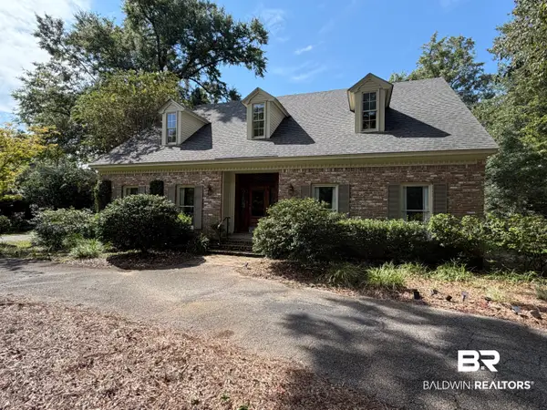 407 Village Drive, Fairhope, AL 36532