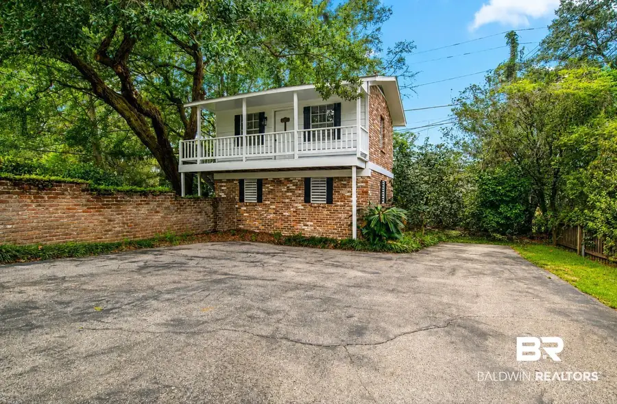 604 E Cumberland Road, Mobile, AL 36608 - #2