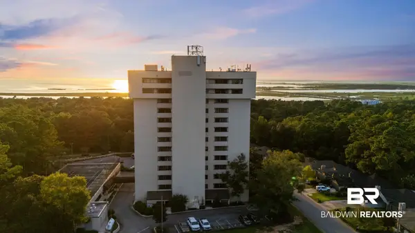 100 Tower Drive #UNIT 101, Daphne, AL 36526
