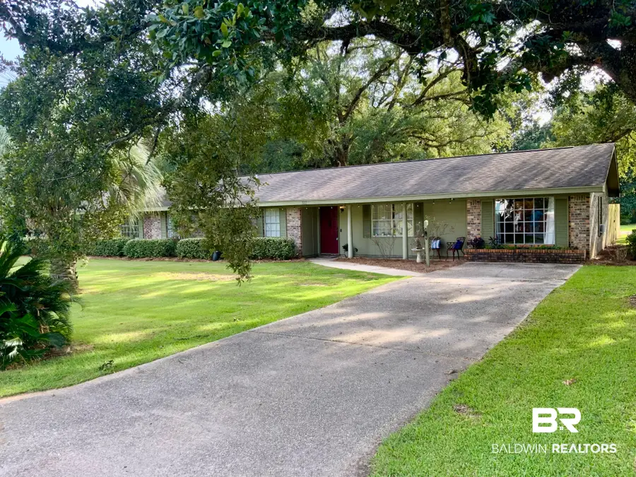 511 N Day Avenue, Bay Minette, AL 36507 - #3