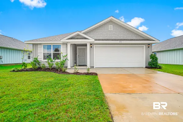 453 Winters Avenue, Gulf Shores, AL 36542