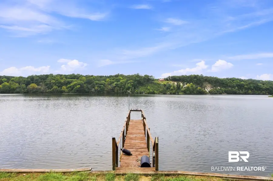 6043 Henderson Rd, Lowndesboro, AL 36752 - #3