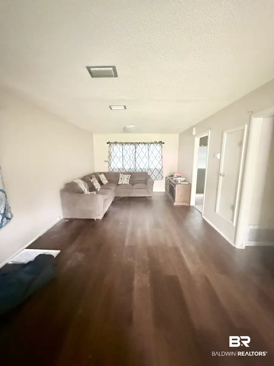 620 Bonnie Lane, Mobile, AL 36609 - #2