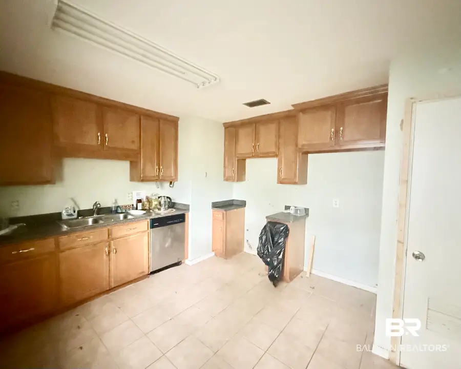 620 Bonnie Lane, Mobile, AL 36609 - #3
