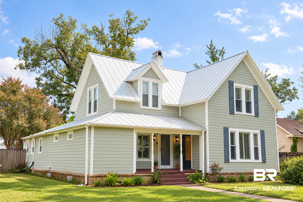 207 W Rose Ave, Foley, AL 36530