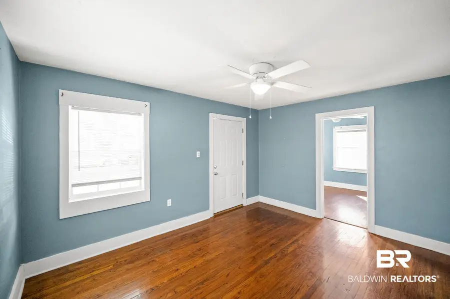 554 Mohawk Street, Mobile, AL 36606 - #3