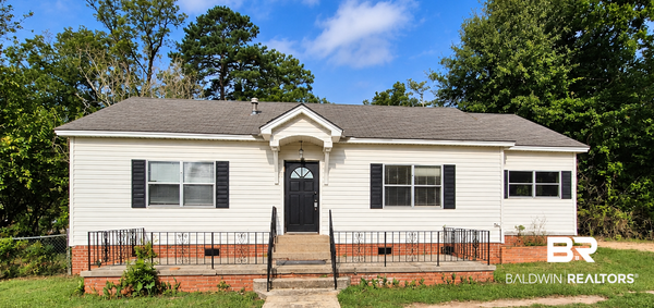 225 Belleview, Evergreen, AL 36401