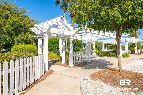 8720 Greenwich Court, Gulf Shores, AL 36542