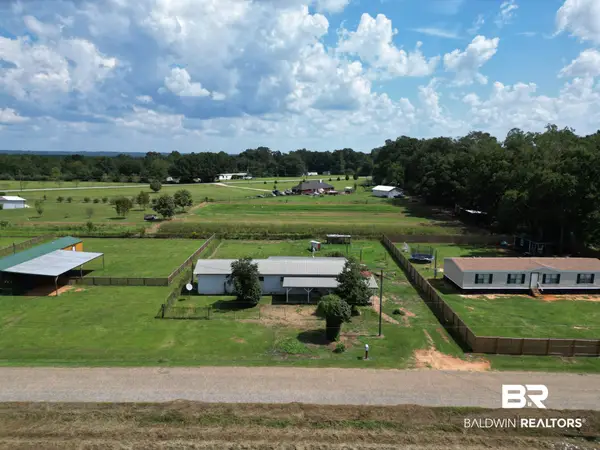 209 Clearview Rd, Flomaton, AL 36441