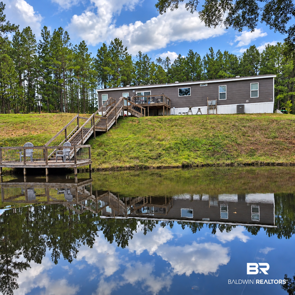 205 Gibson, Castleberry, AL 36432