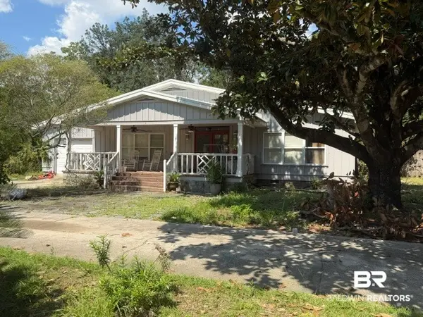 202 W 13th Avenue, Gulf Shores, AL 36542