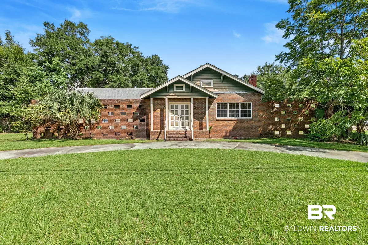 1018 Titi St, Flomaton, AL 36441 - #1
