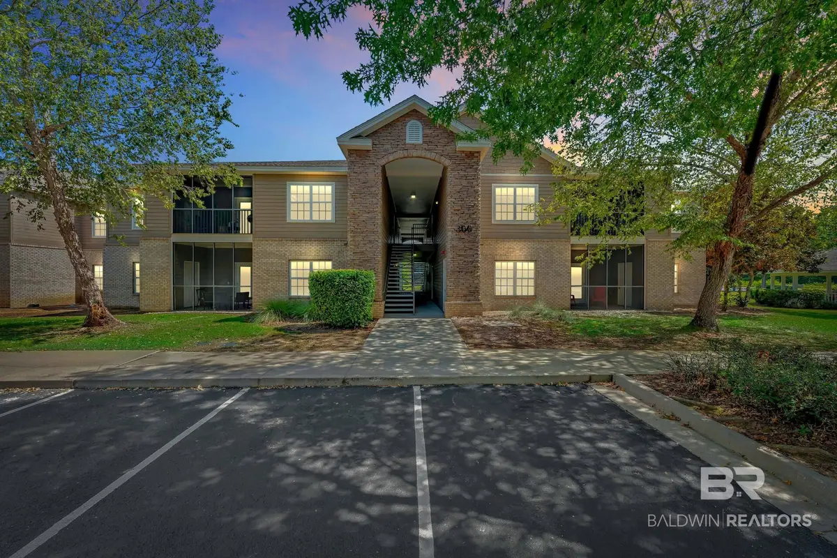 450 Park Avenue #APT 302, Foley, AL 36535 - #1
