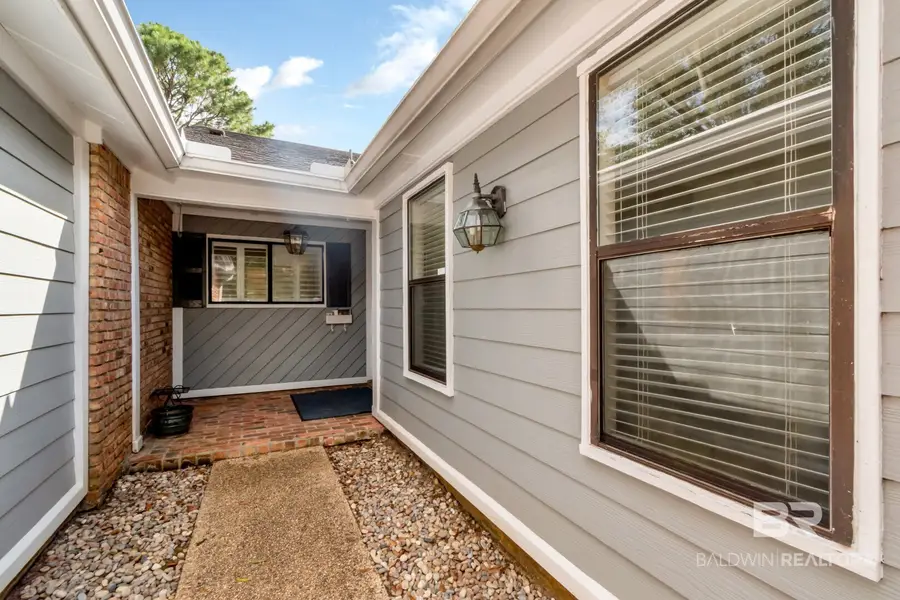 3903 S Berwyn Drive, Mobile, AL 36608 - #3