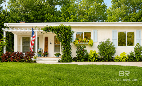 7 Call Street, Fairhope, AL 36532