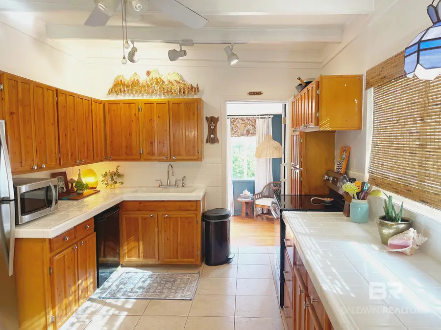 7 Call Street, Fairhope, AL 36532 - #3