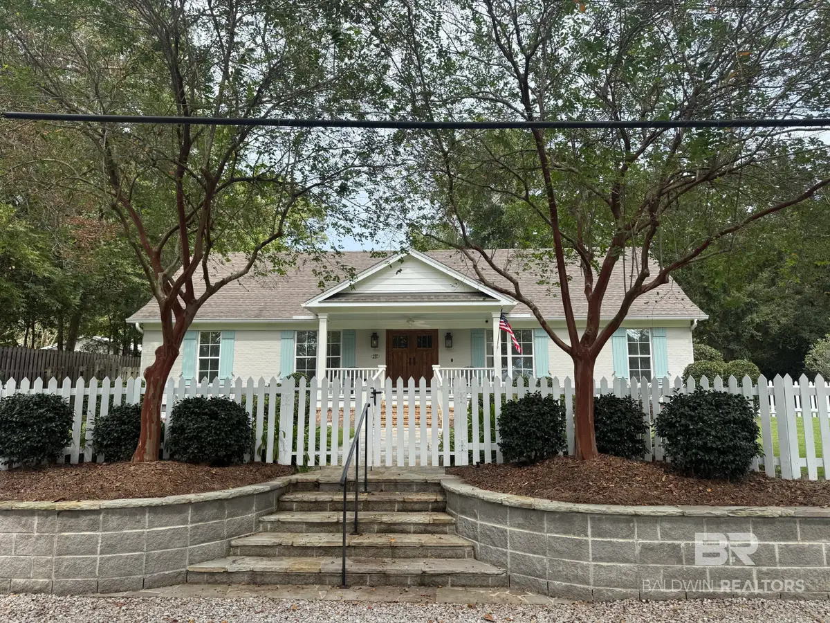 257 Fig Avenue, Fairhope, AL 36532 - #1