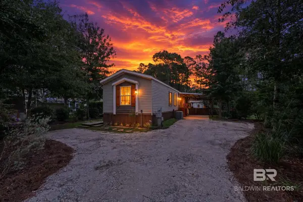 1124 Santa Anna Lane, Lillian, AL 36549