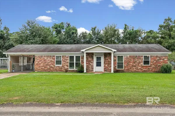 6571 Sandra Dr, Theodore, AL 36582