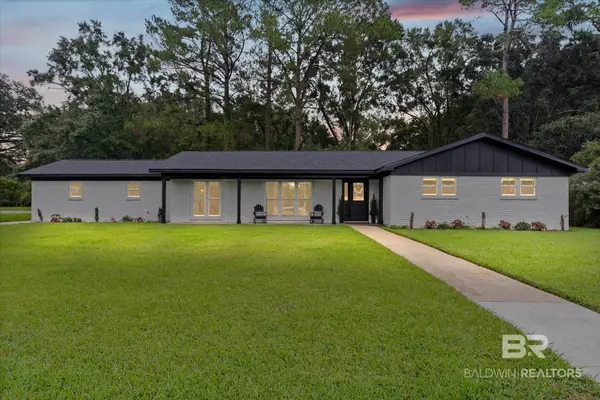 5404 Scanlan Way, Satsuma, AL 36572