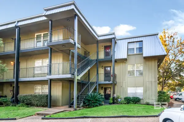 223 Riverbend Drive, Mobile, AL 36605
